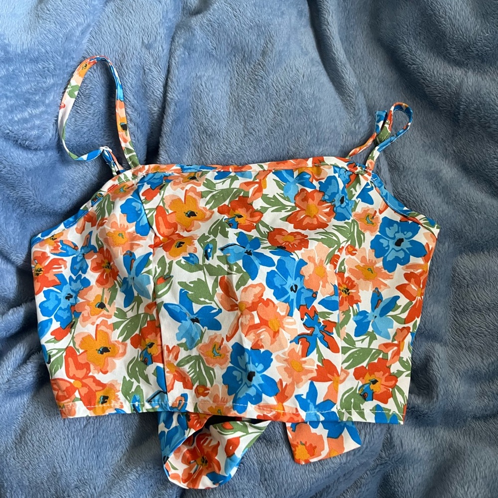 Shein tie, open back tanktop
